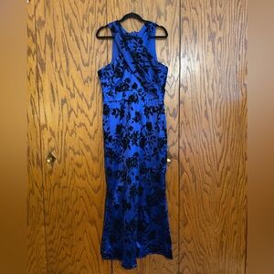 SLNY Size 16 Royal Blue Velvet Floral Maxi Gown Formal